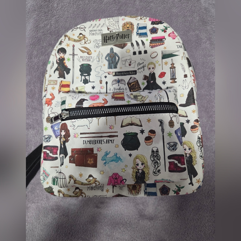 Harry Potter Mini Backpack - Picture 2 of 5